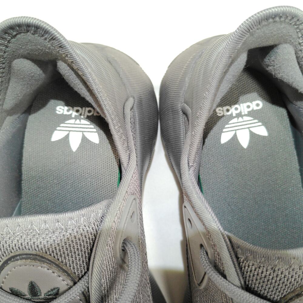 Adidas Ozelia Triple Grey Sneakers Women’s Size 6 Chunky Y2K Running Shoes - Picture 9 of 11